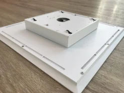 Perform.i.L. 8713661503430 LED-Anbauleuchte SL713AB Cover 615, 46W, Silbergrau 7 Perform.i.L. 8713661503430 LED-Anbauleuchte SL713AB Cover 615, 46W, Silbergrau -Beleuchtungs Discounter 131c1b4e7817e2c2dc1e25c0f5fc11b0efedbf63 scaled