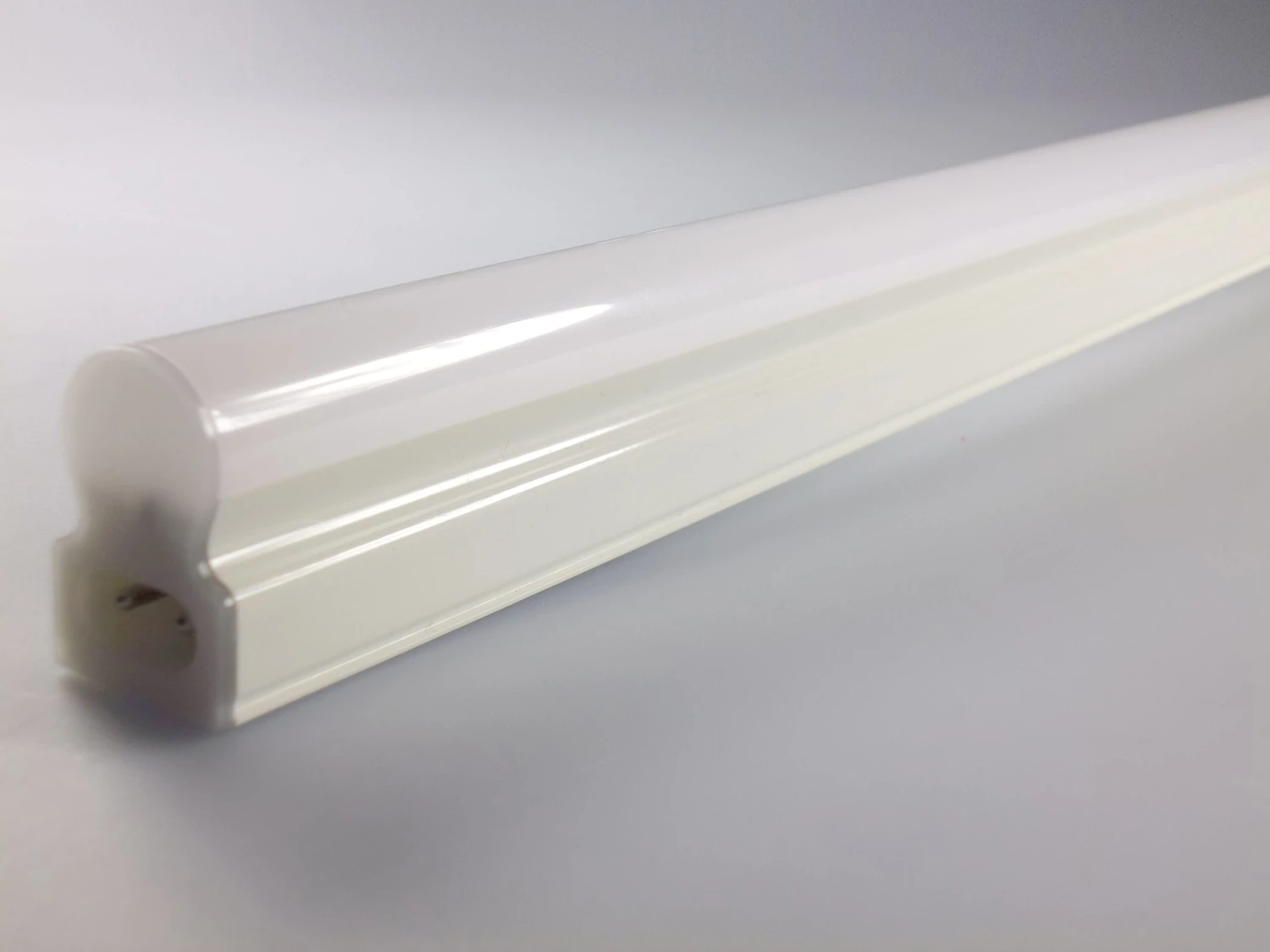 Ledvance LN Comp. High Out. LED-Lichtleiste 15W, 4000K, 900mm 4 Ledvance LN Comp. High Out. LED-Lichtleiste 15W, 4000K, 900mm – Bild 4