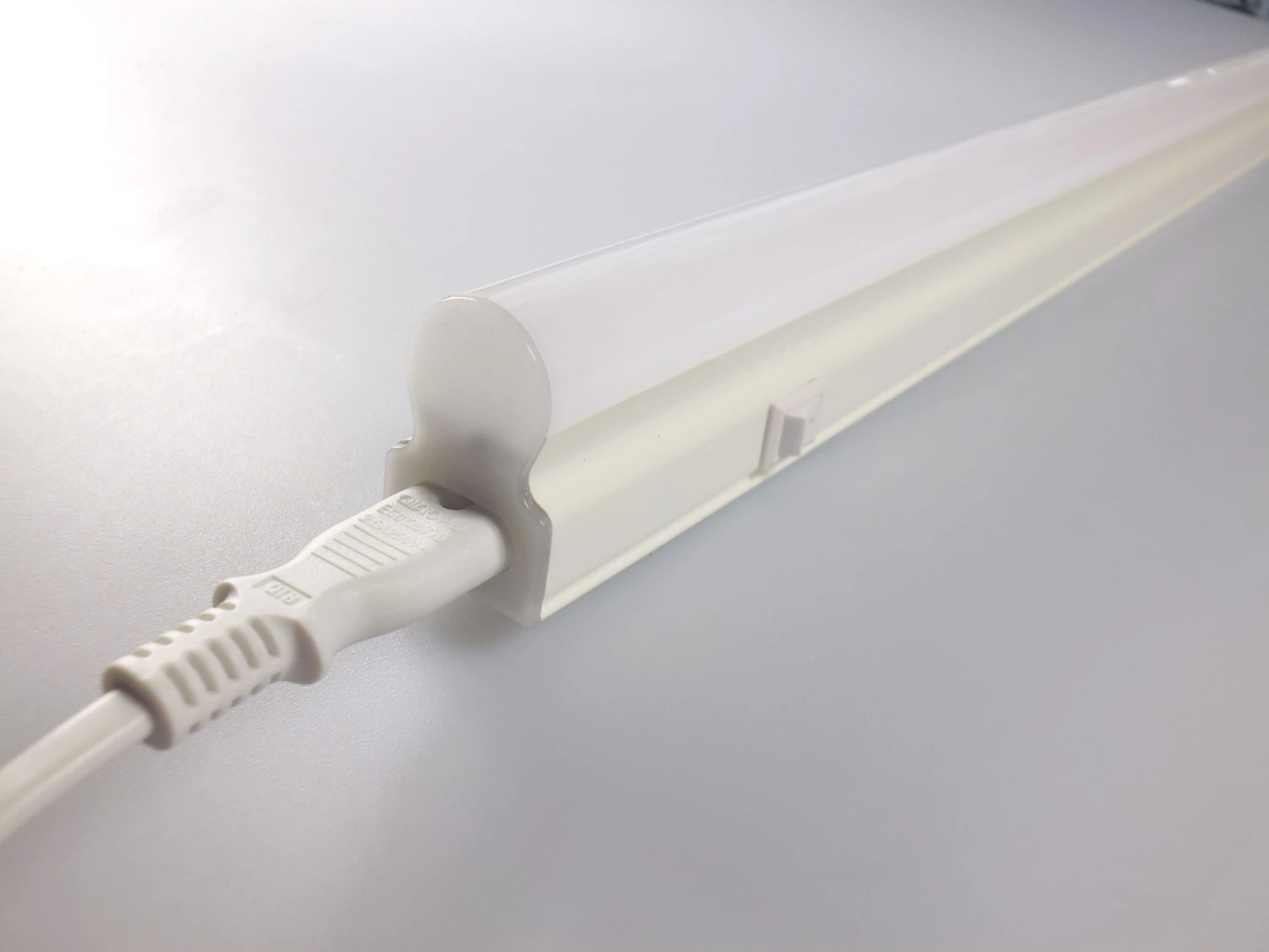 Ledvance Lin. Comp.Switch LED-Lichtleiste 4W, 3000K, Mit Schalter, 300mm 6 Ledvance Lin. Comp.Switch LED-Lichtleiste 4W, 3000K, Mit Schalter, 300mm – Bild 6