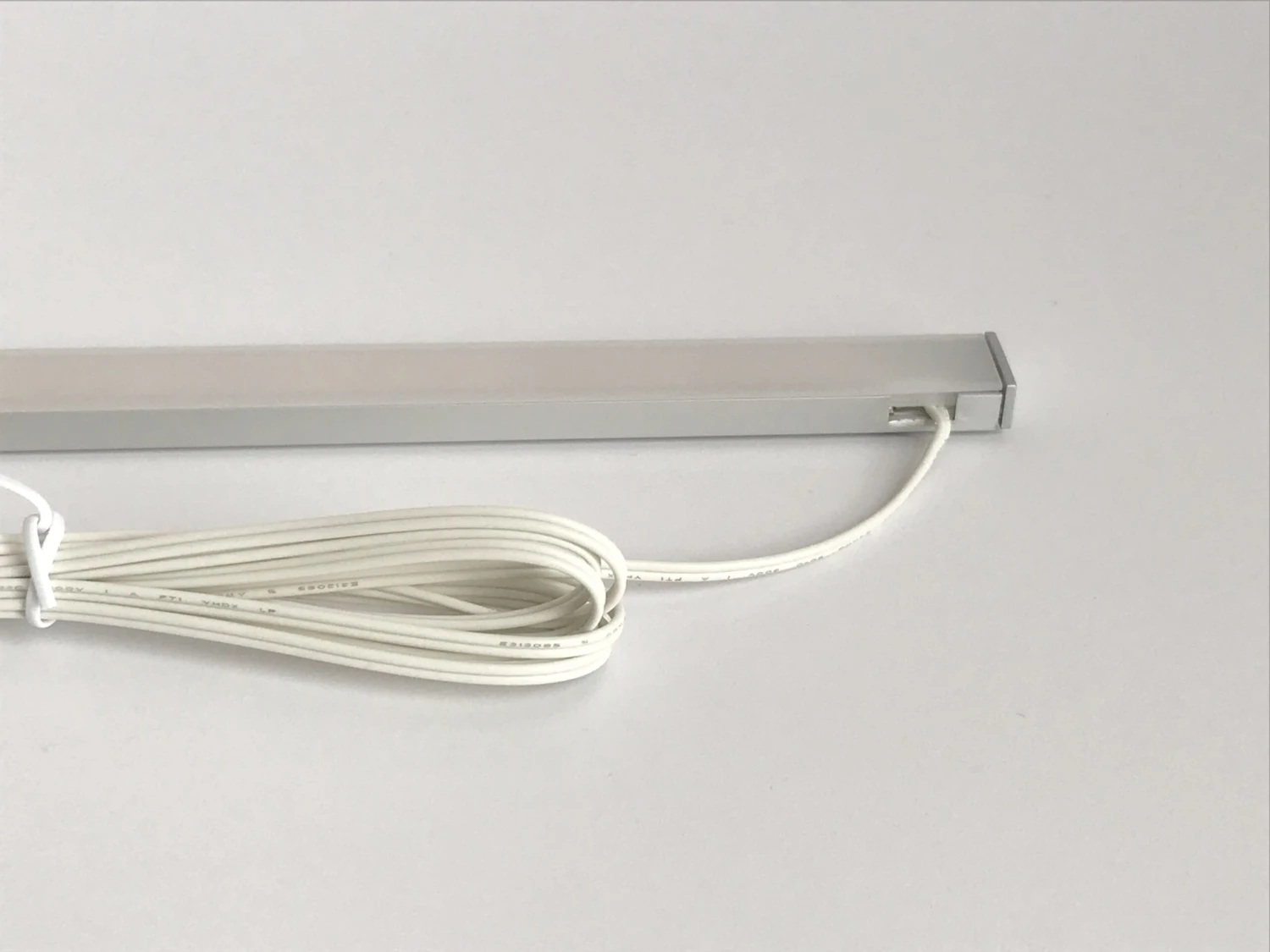 Hera 61001427102 LED-Top-Stick FMK 450mm, 8W/warmweiß 5 Hera 61001427102 LED-Top-Stick FMK 450mm, 8W/warmweiß – Bild 5