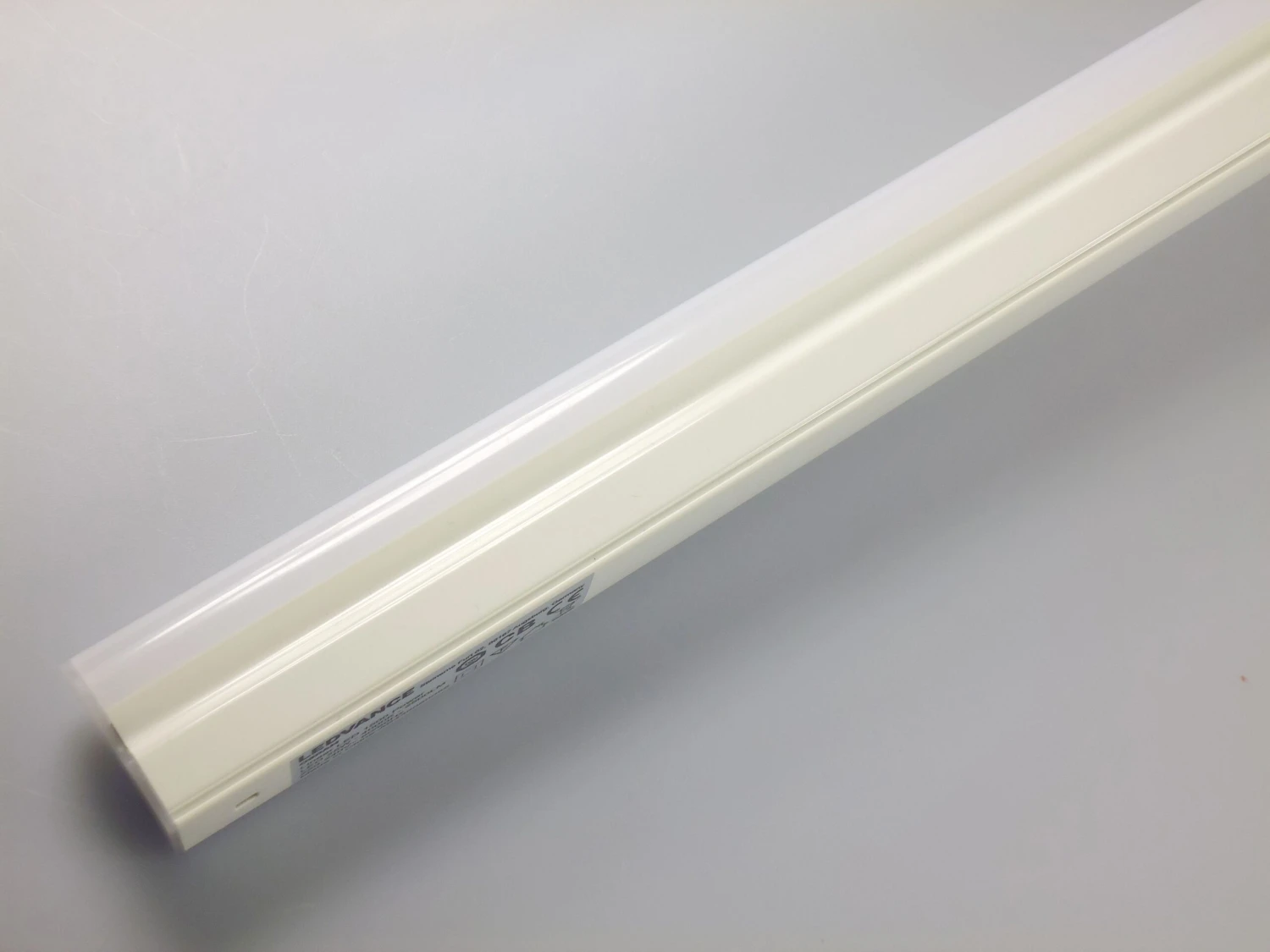 Ledvance LN Comp. High Out. LED-Lichtleiste 10W, 4000K, 600mm 3 Ledvance LN Comp. High Out. LED-Lichtleiste 10W, 4000K, 600mm – Bild 3